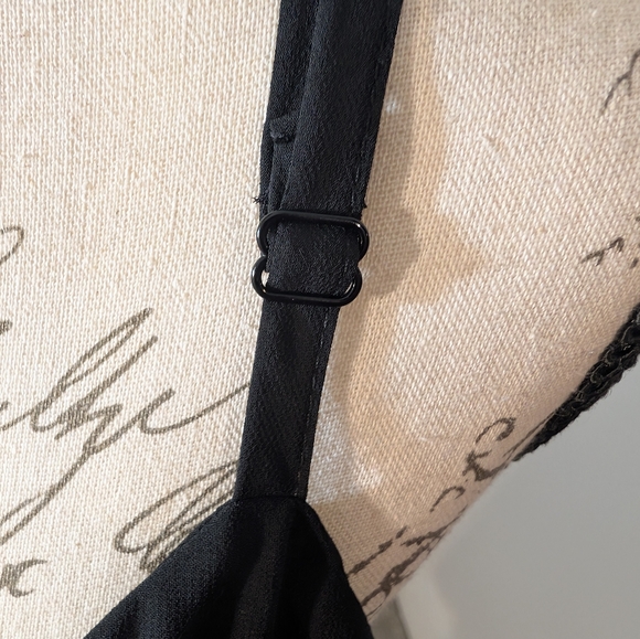 Torrid Elegant Black Women's Sheer Tank Top Size 3X NWT - Picture 10 of 11